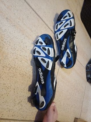 Botas de fútbol Adidas Talla 44.5
