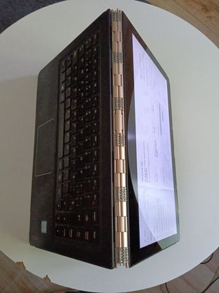 Portátil Lenovo Yoga Convertible Tablet