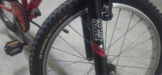 Bicicleta Btwin Roja 6-9 años 20” regalo casco