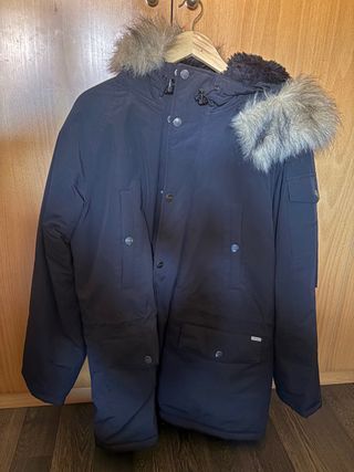 Abrigo Carhartt Negro con Capucha