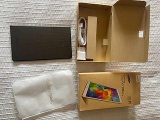 Samsung Galaxy TabS  Modelo SM-T700 16GB Oro