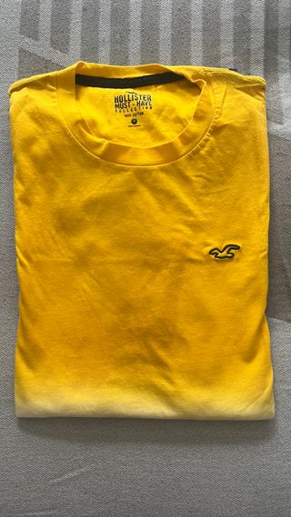 Camiseta Hollister Degradado Amarillo y Morado
