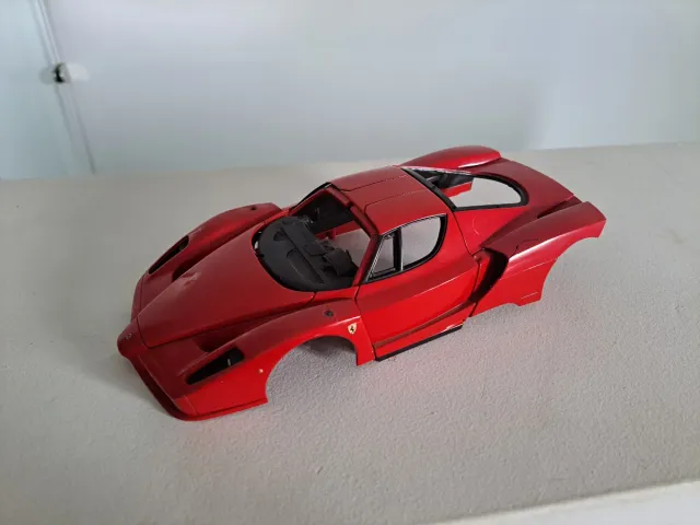 Ferrari Enzo 1/18