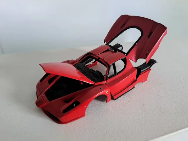 Ferrari Enzo 1/18