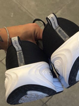 Zapatillas Nike Vomero Plus Running Negras