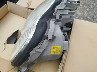 Faro Derecho Mercedes Clase C W203