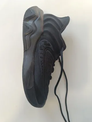 Nike Giannis Immortality 4 Negro