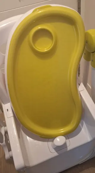 Trona infantil con divertido estampado