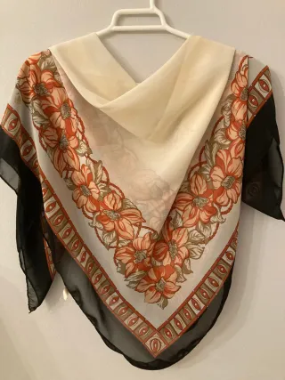 Pañuela vintage floral grande