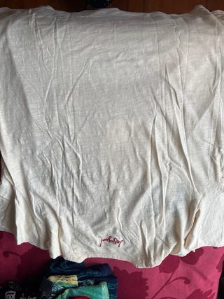 Camiseta Desigual M Flores y Texto