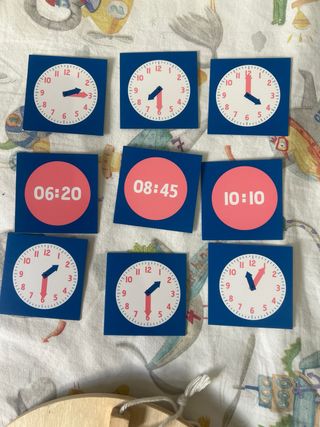 Reloj de madera para aprender las horas