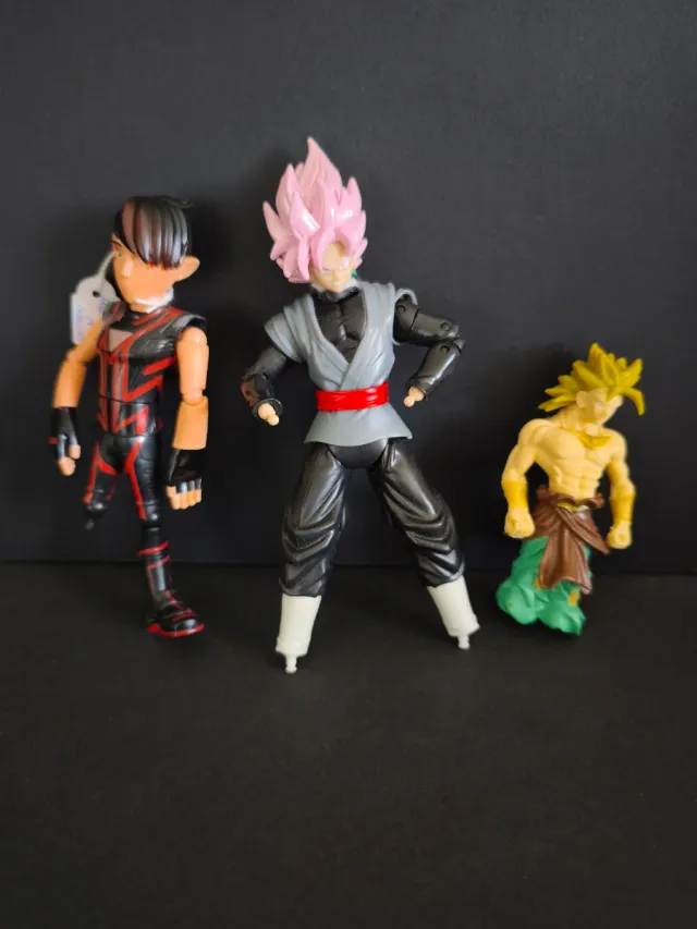 Figuras de acción para restaurar