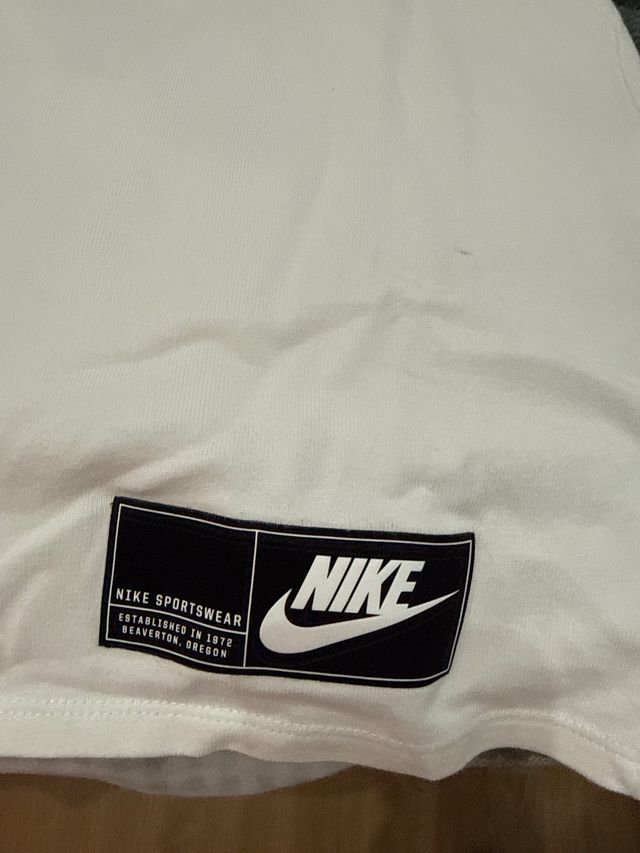 Camiseta Nike manga larga raglán