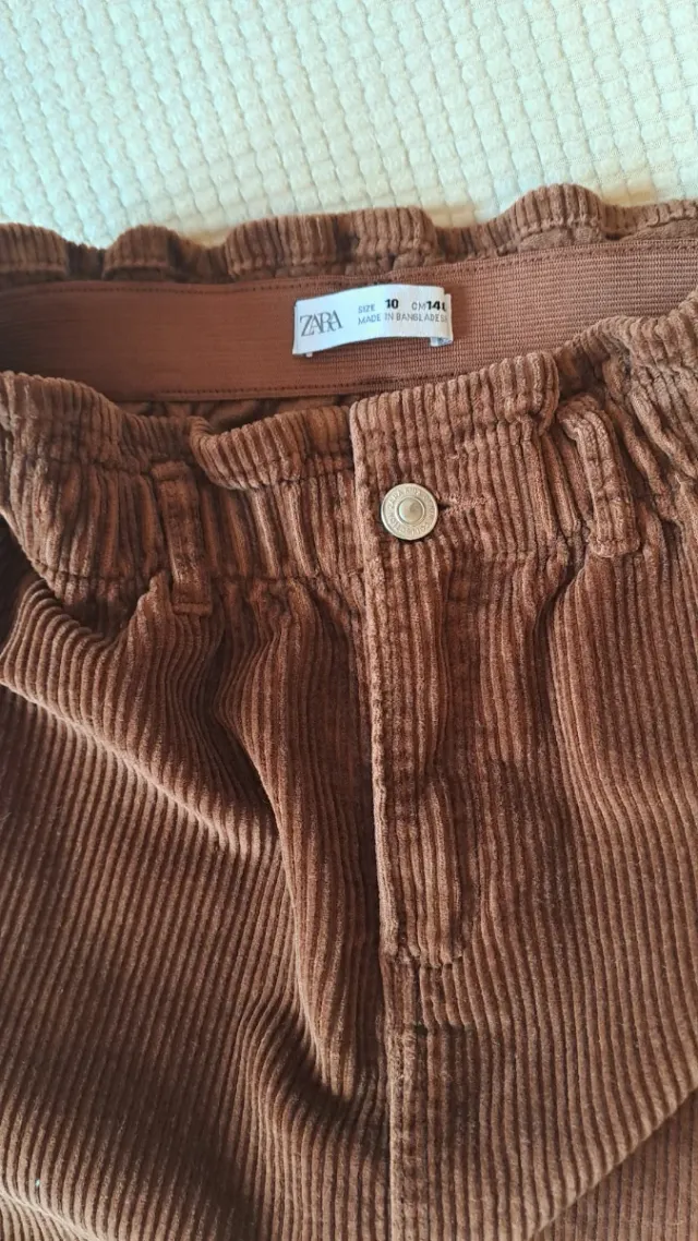 Lote 2 faldas Zara niña Talla 10
