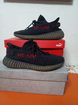Adidas Yeezy Boost 350 V2 Bred