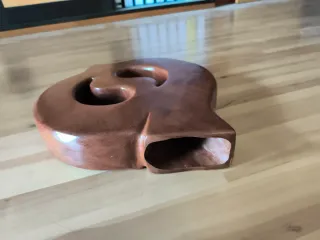 Instrumento dideriyum musical de madera