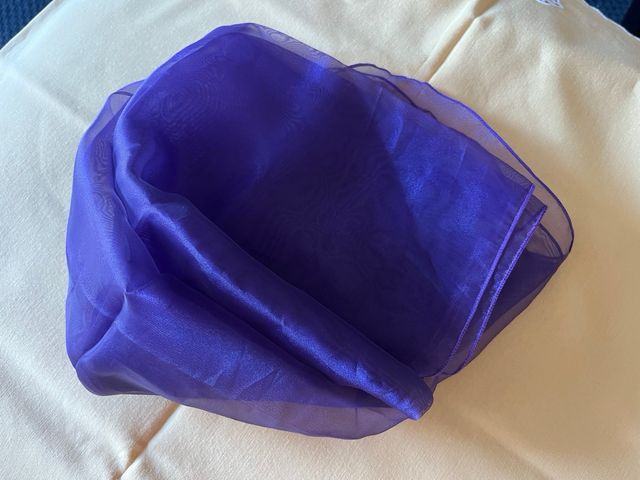Pañuelo tul morado