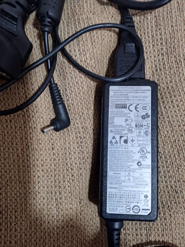 Cargador Chicony AC ADAPTOR 19V 3.42A