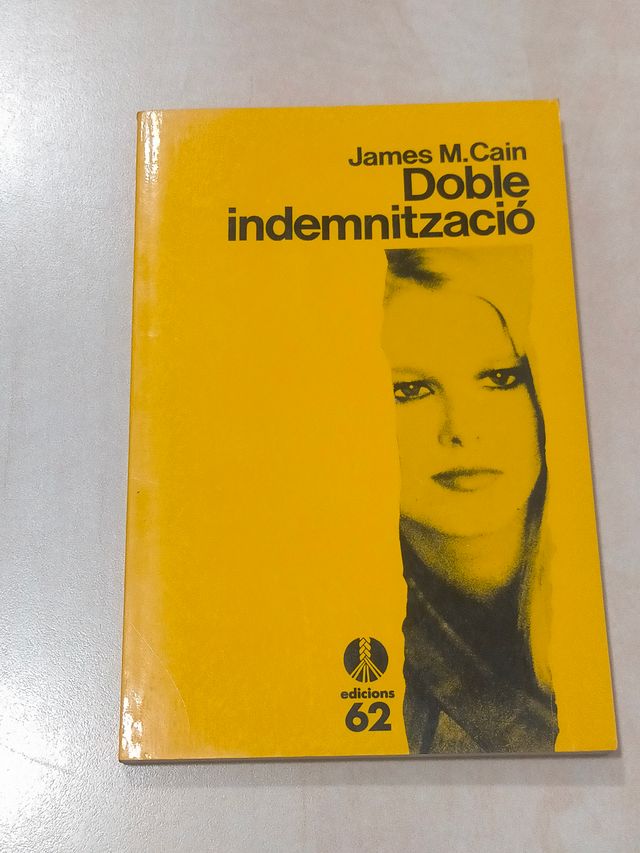 LOTE DE 9 LIBROS EN CATALÁN