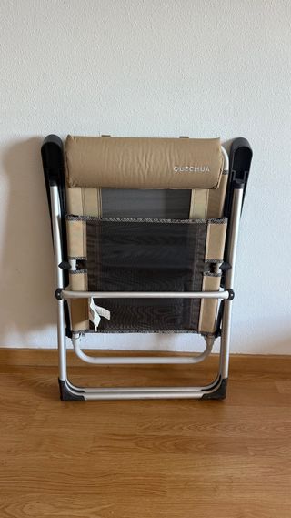 Silla camping Quechua plegable alta gama