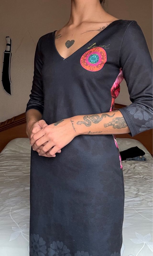 Vestido Desigual Negro Multicolor