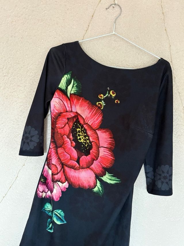 Vestido Desigual Negro Multicolor