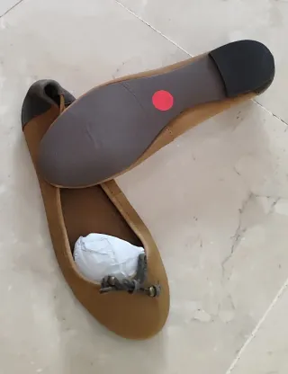 Nuove pantofole in pelle