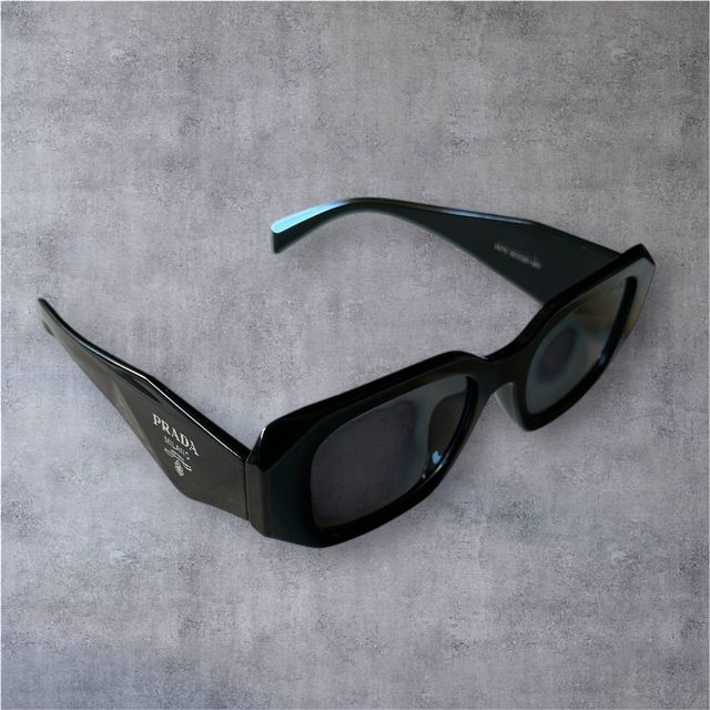 Gafas de sol Prada Negras