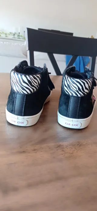 Sapatilhas Geox menina n.35