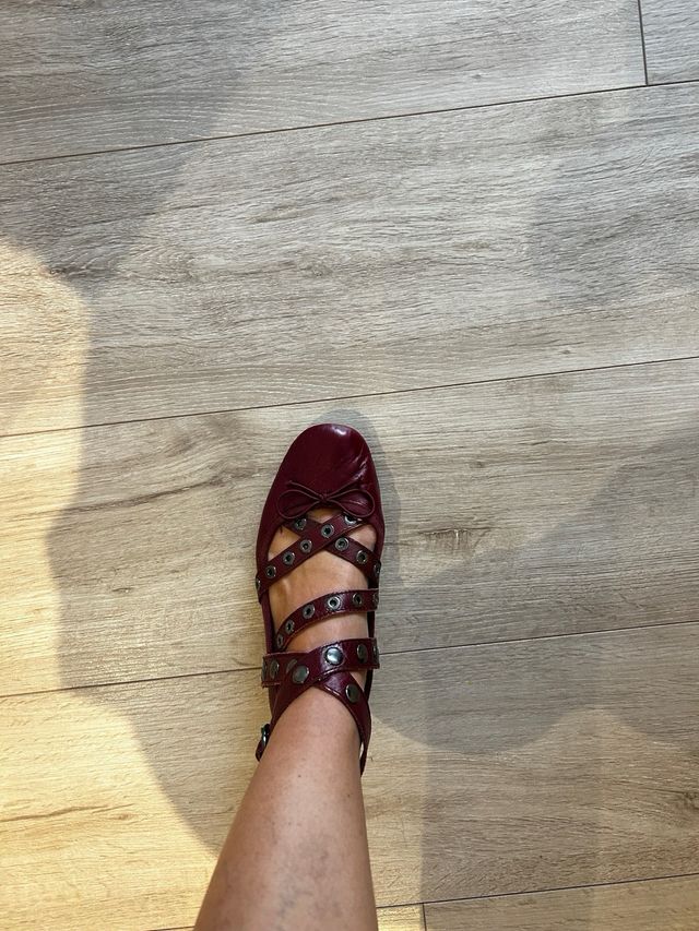 Bailarinas cruzadas rojas