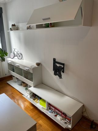 Muebles de salón y mesa de centro