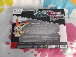 Colección Ilustración Victini Pokémon