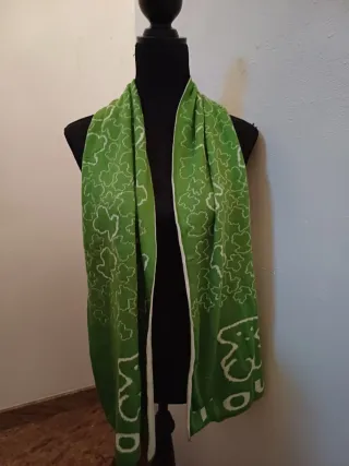 Bufanda Tous Verde Oso y Logo