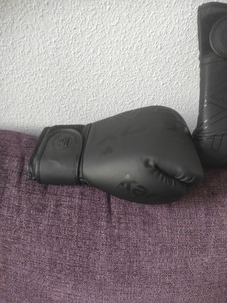 Guantes de Boxeo King Negros