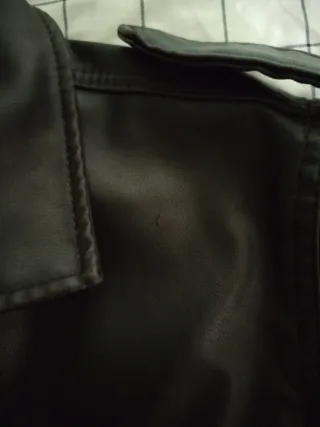 Chaqueta Polipiel ZARA MAN Marrón Oscuro.