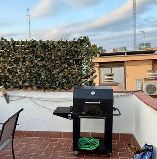 Parrilla a Carbón Negra