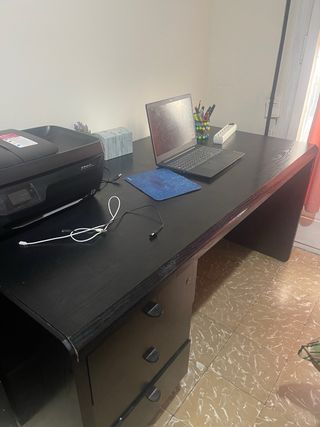 Escritorio grande para estudiantes o para oficina