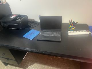 Escritorio grande para estudiantes o para oficina