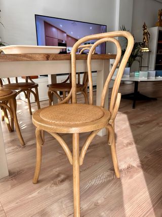 Mesa de roble macizo con 4 sillas