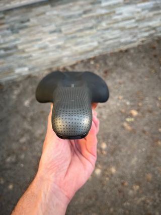 Sillín Specialized bridge Mimic 143mm