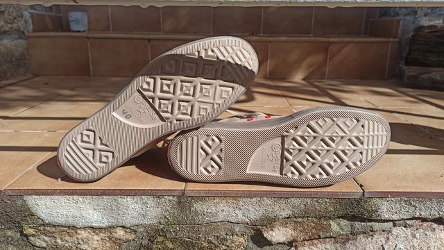 45- Converse Chuck Taylor All Star CX Explore