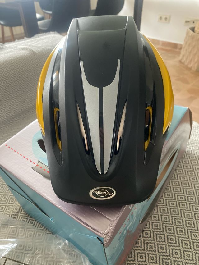 Casco Bicicleta Amarillo y Negro RV1 363