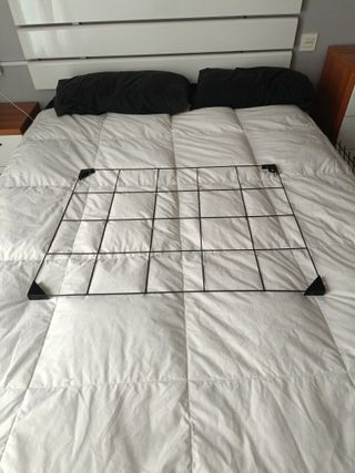 Colgador de pared de metal negro