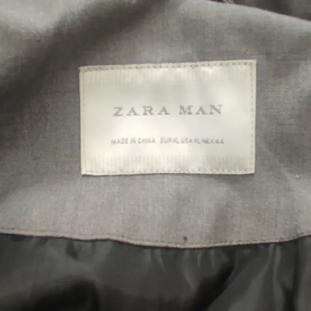 Cazadora acolchada Zara gris