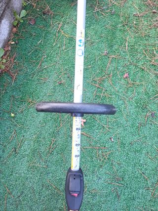 Desbrozadora Homelite HLT26CDY