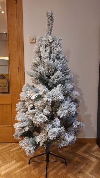 Árbol Navidad nevado El Corte Inglés Cervinia