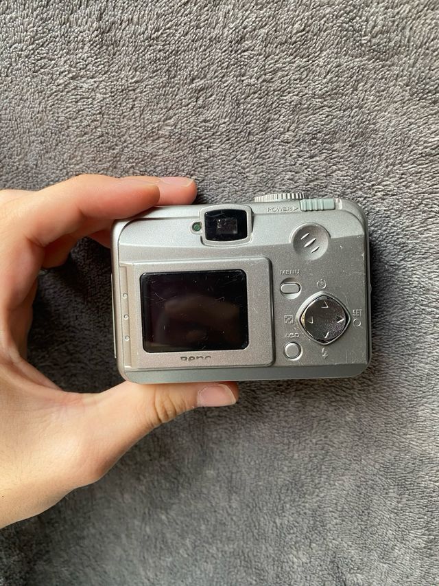 Cámara Digital BenQ DC2410