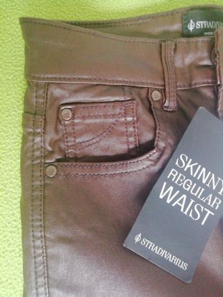 Pantalón elásticos nuevos Skinny Stradivarius Tall