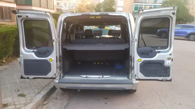 Ford Tourneo Connect 2012