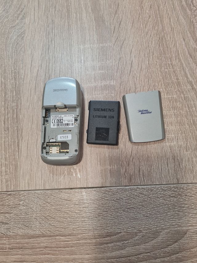 Teléfono Siemens A65 Plata